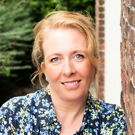 Barbara Raasveldt